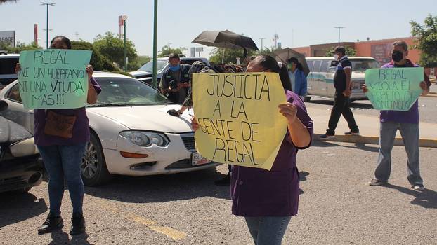 Beschäftigte des US-Konzerns Regal protestieren in Mexiko
